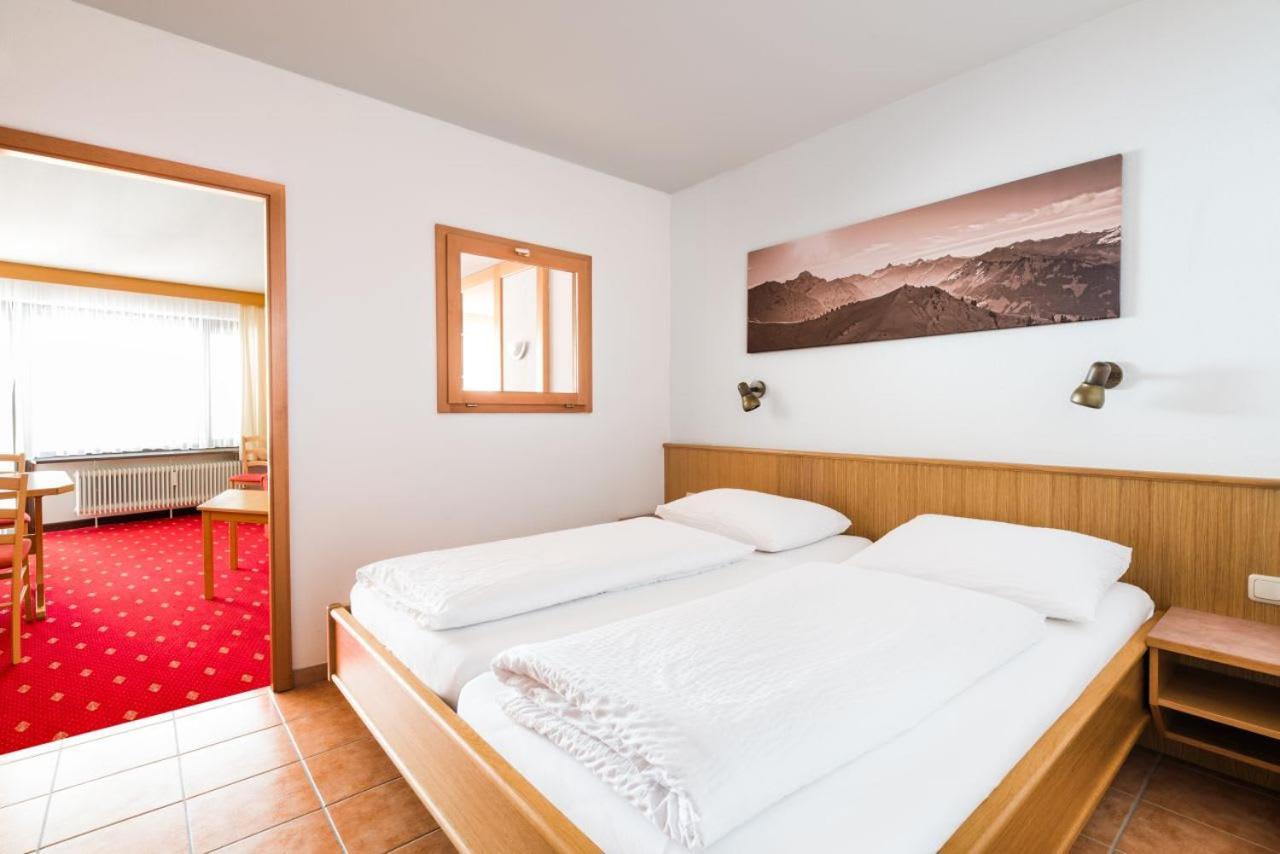 Aparthotel Kleinwalsertal Mittelberg Extérieur photo